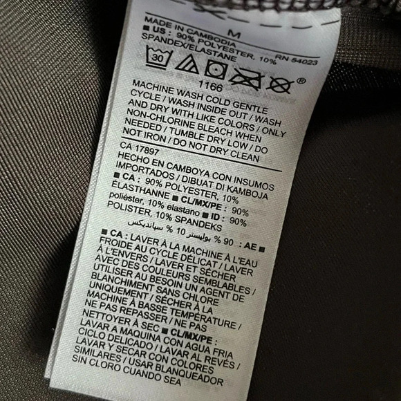 Old Navy Velvet Short Ruffle Sleeve Top Sparkle Womens Medium Gray Stretchy - Picture 3 of 6